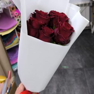 Монобукет из 5 красных роз